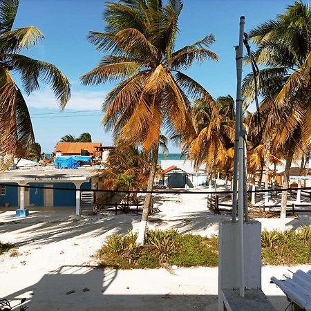 Costa Esmeralda El Cuyo Bagian luar foto