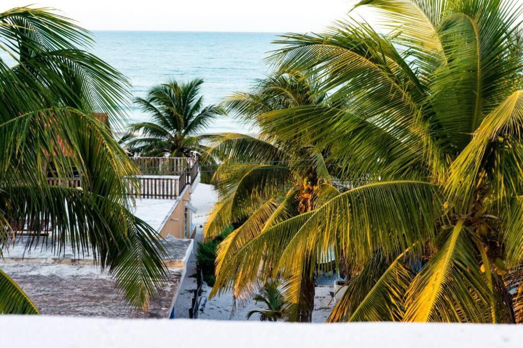 Costa Esmeralda El Cuyo Bagian luar foto